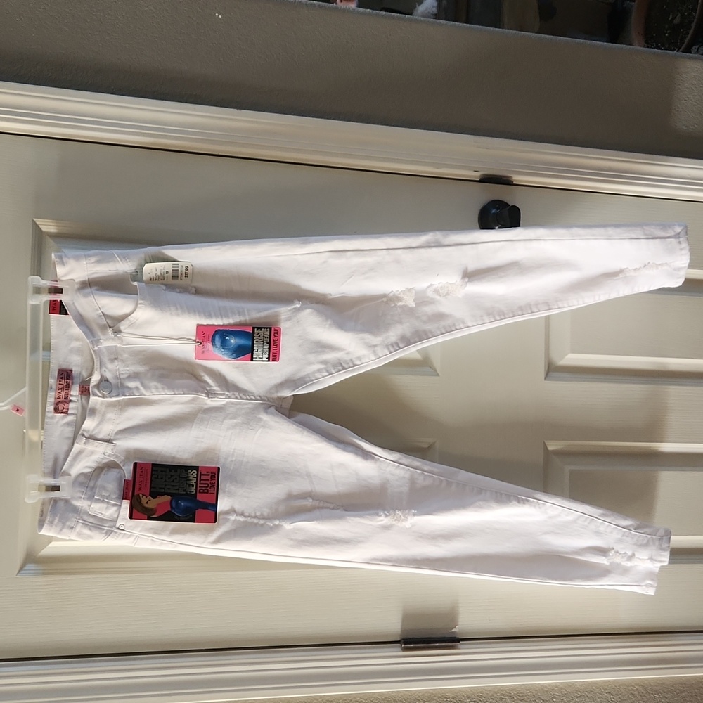 Jeans white